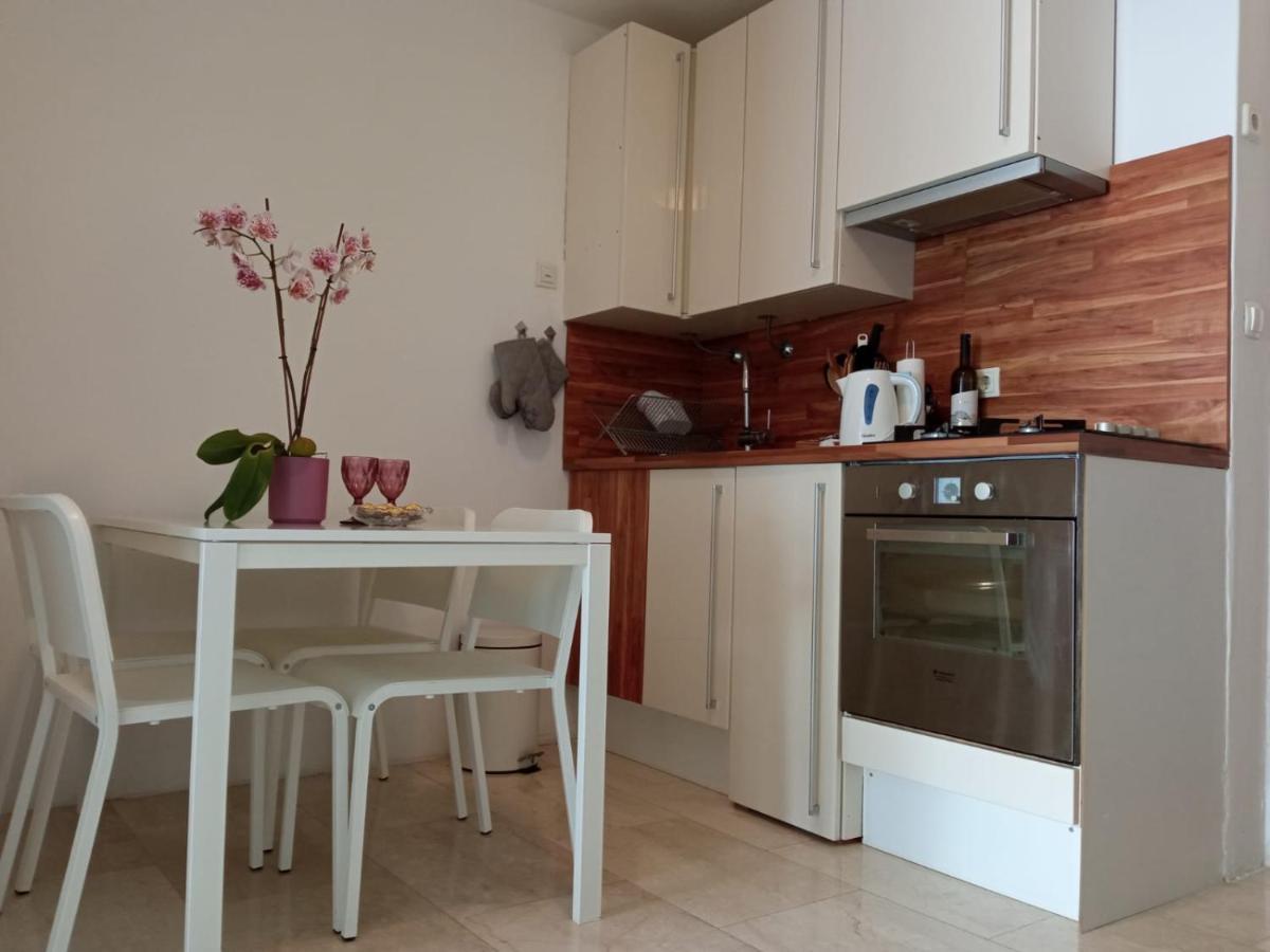 Ratak House Apartment Prizba Luaran gambar