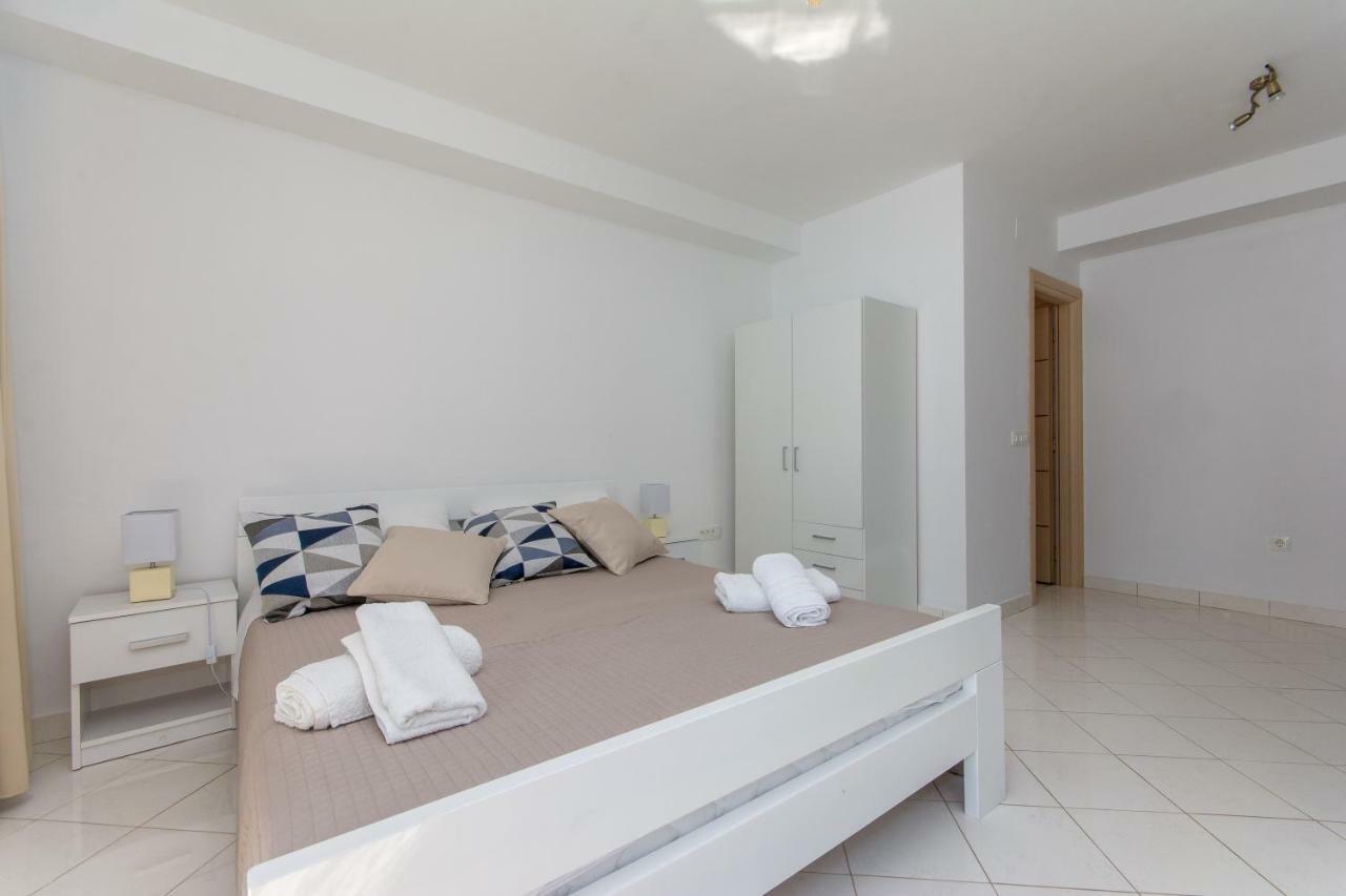 Ratak House Apartment Prizba Luaran gambar